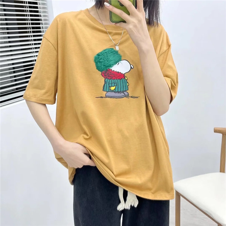 Tシャツ　　レディース　　スヌーピー　　ファッション　　夏　　2022新作