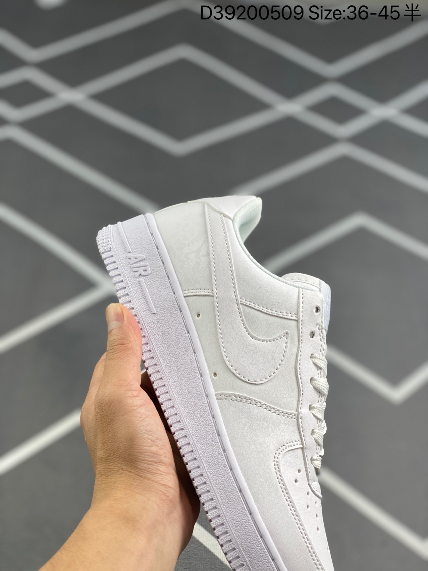 スニーカー  Nike Air Force 1 ’07 Low   ローカット　靴　ファッションシューズ