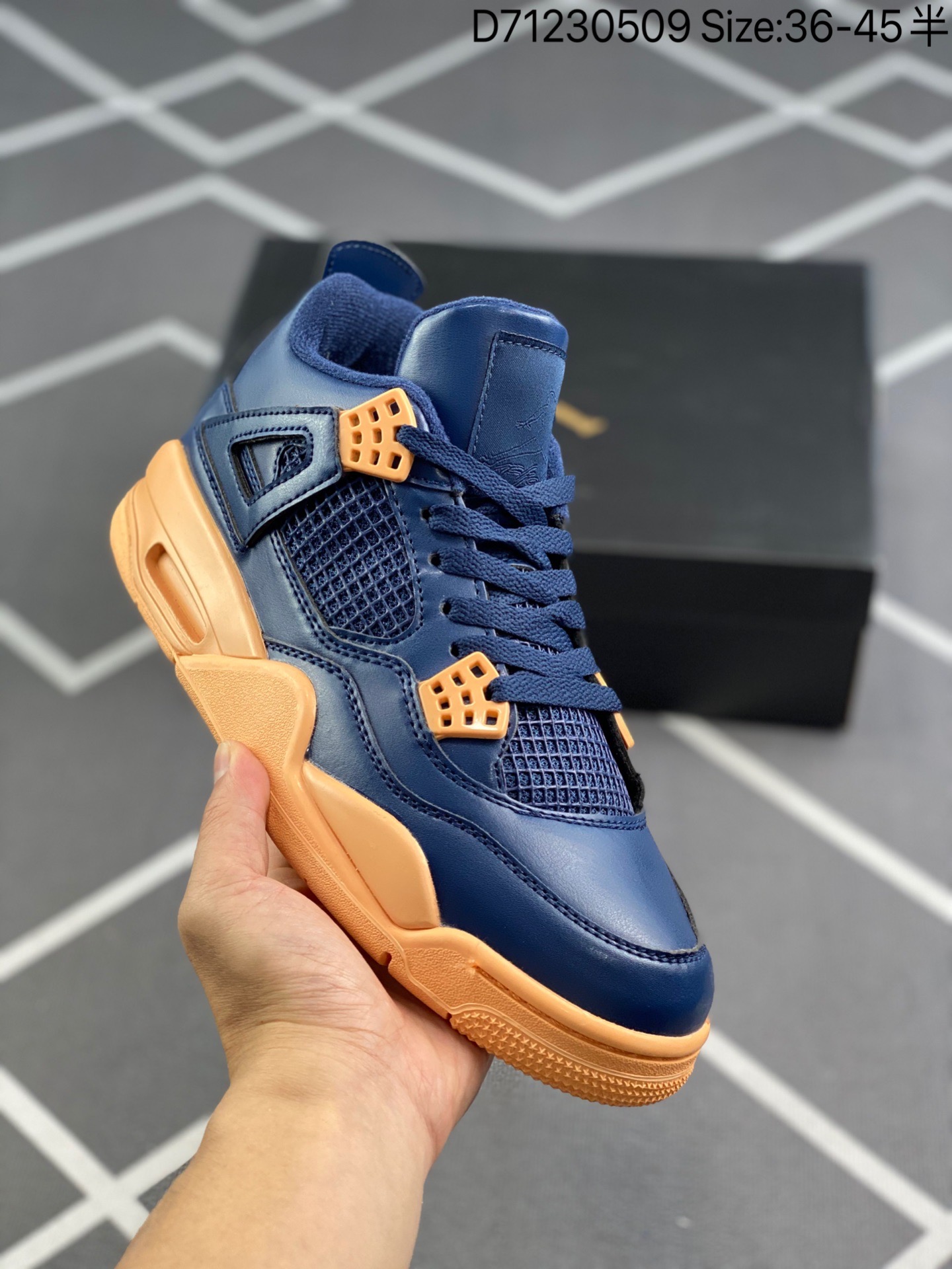 スニーカー Nike Air Jordan 4 Retro ColumbiaAJ4   　靴　ファッションシューズ