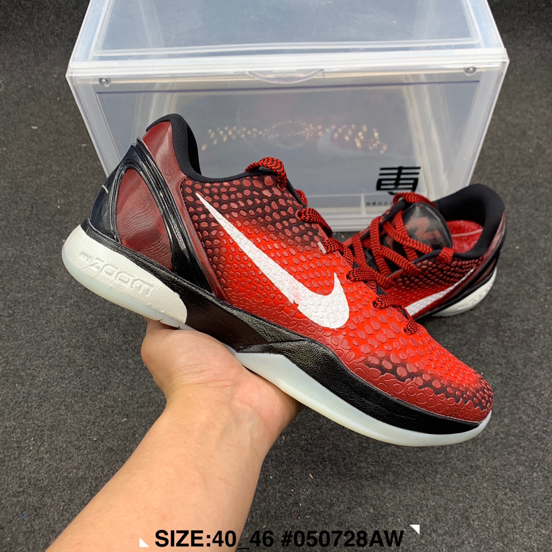 スニーカー   Nike Zoom Kobe 6   靴　ファッションシューズ   何でも似合う