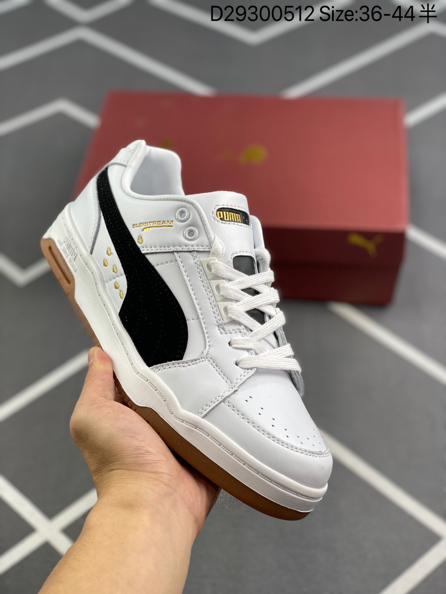 スニーカー  Puma Slipstream Lo  靴　ファッションシューズ   何でも似合う