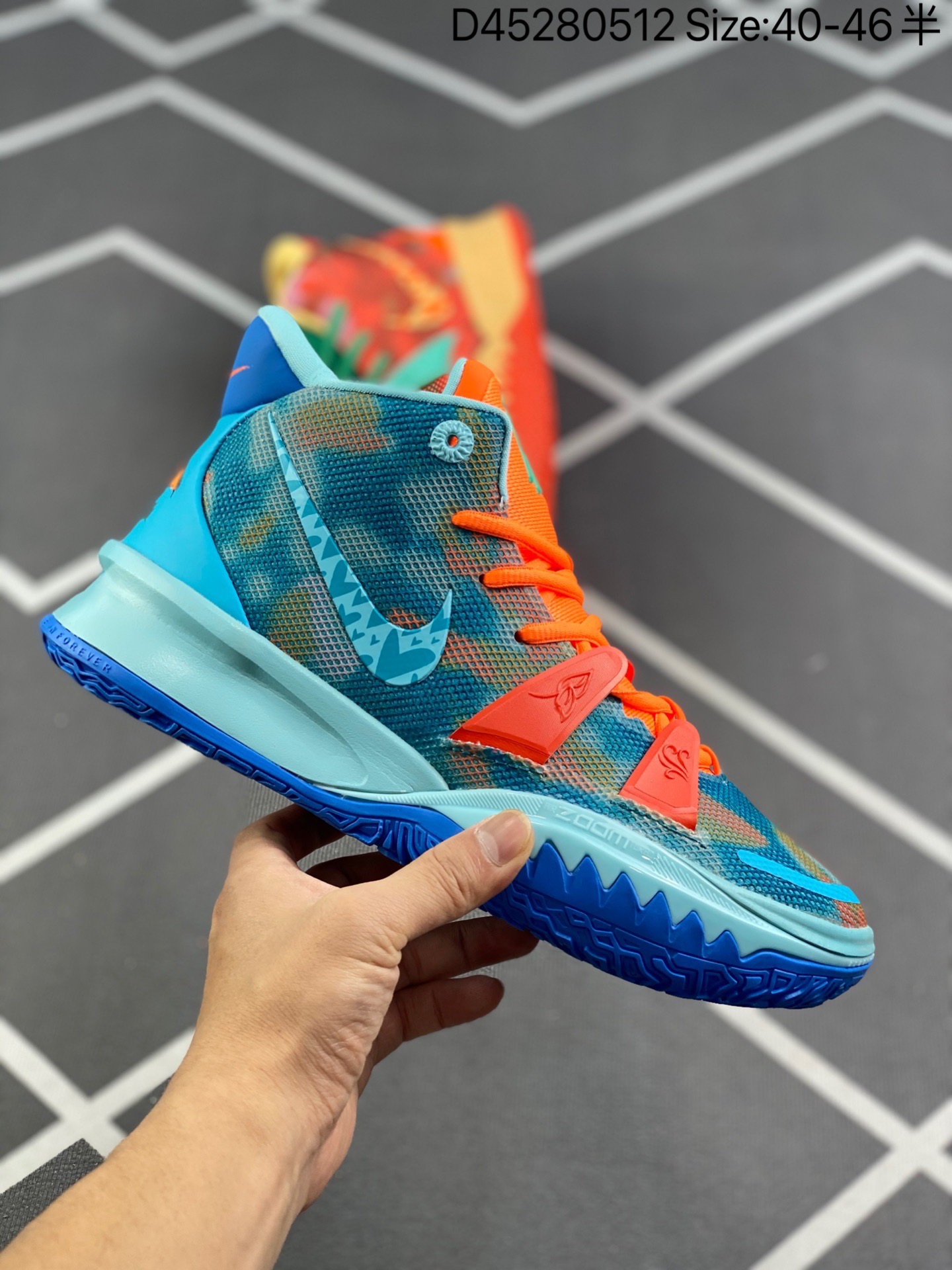 スニーカー  Nike Kyrie 7 EP "Daughters"靴　ファッションシューズ   何でも似合う