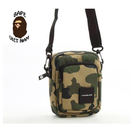 BAPEトートバッグ　　手持ちバッグ カジュアル 軽量　 新作　便利　鞄  ファッション