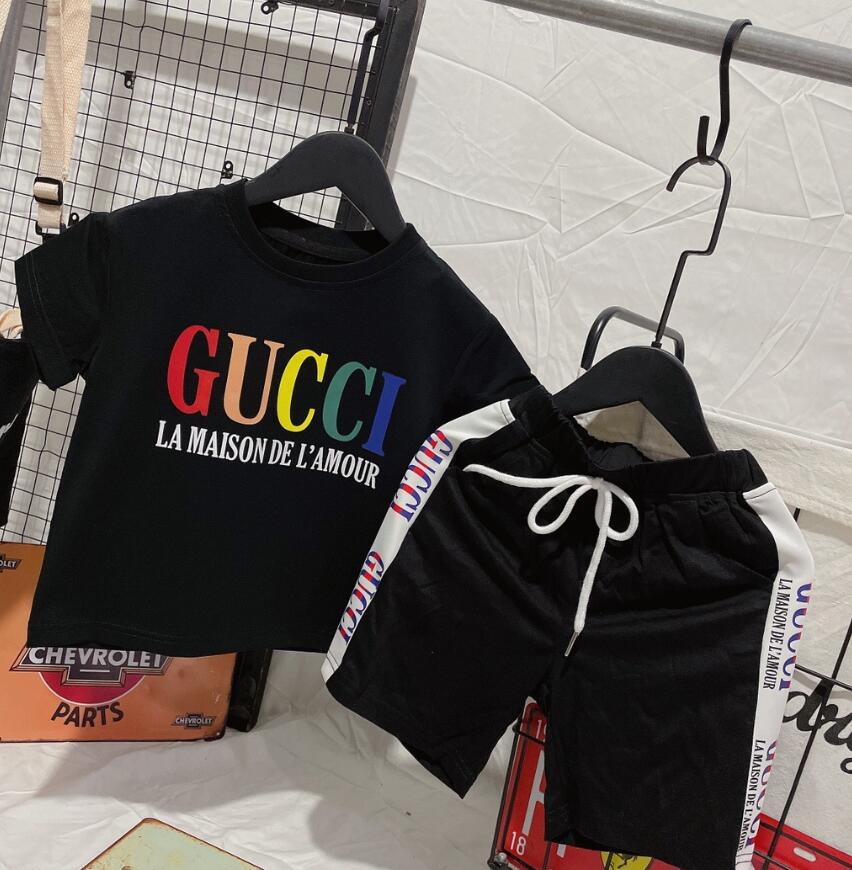 GUCCI   半袖　Tシャツ　 子供服　　トップス　ボトムス　セットアップ　上下セット