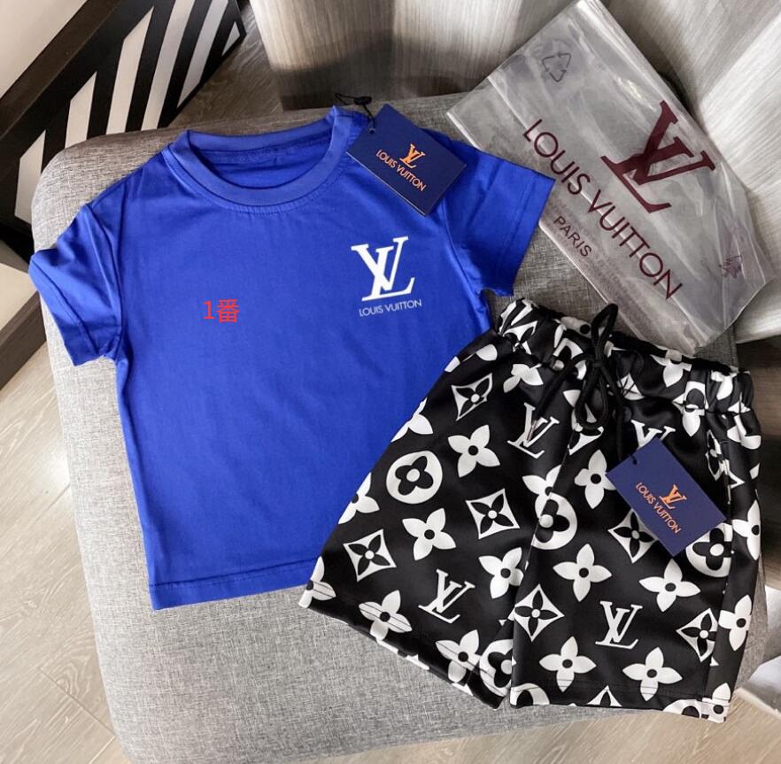 LV　半袖＋パンツ　夏着　トップス　ボトムス　セットアップ　上下セット