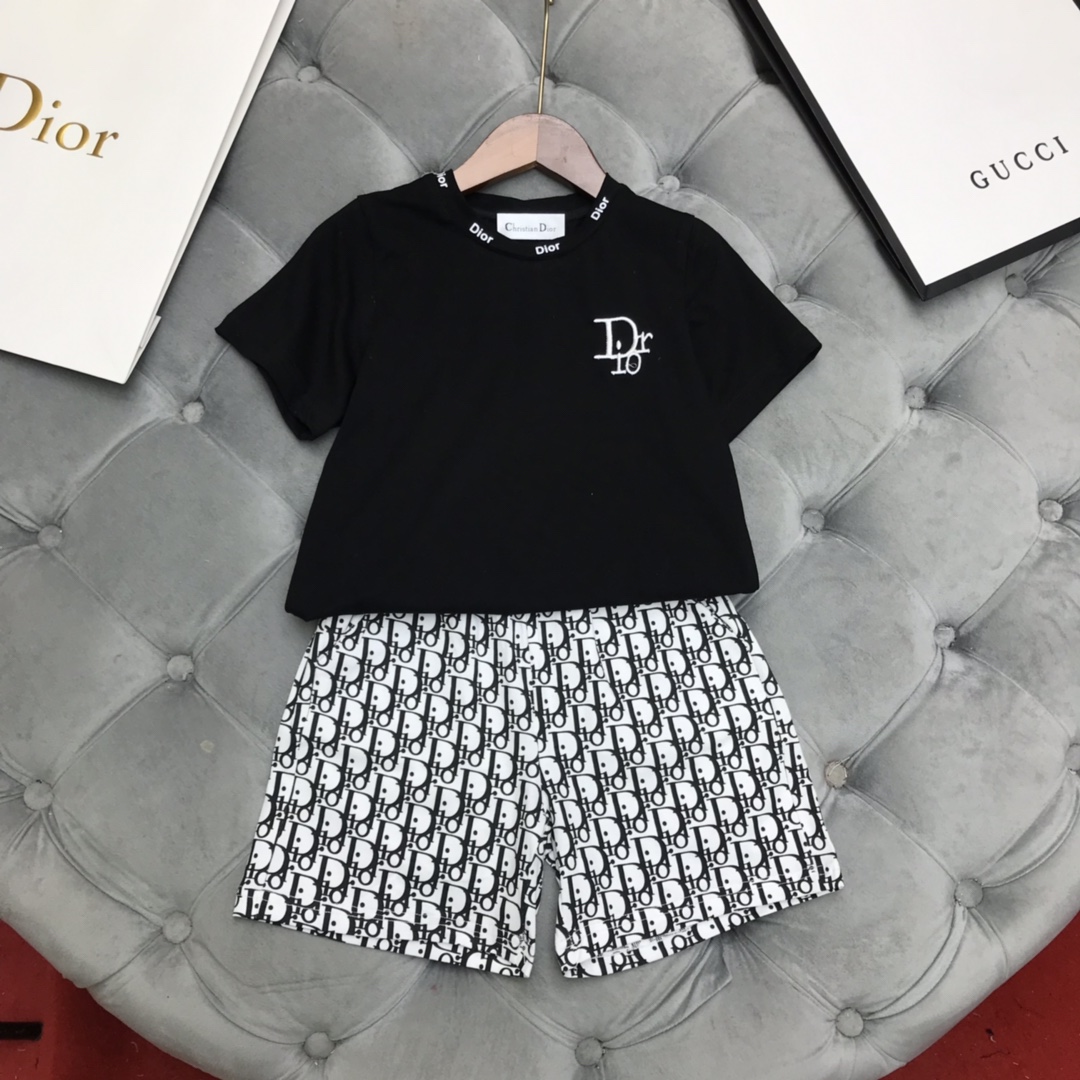Dior 【ディオール】子供服　セットアップ　シャツ＋ショートパンツ　110-160cm