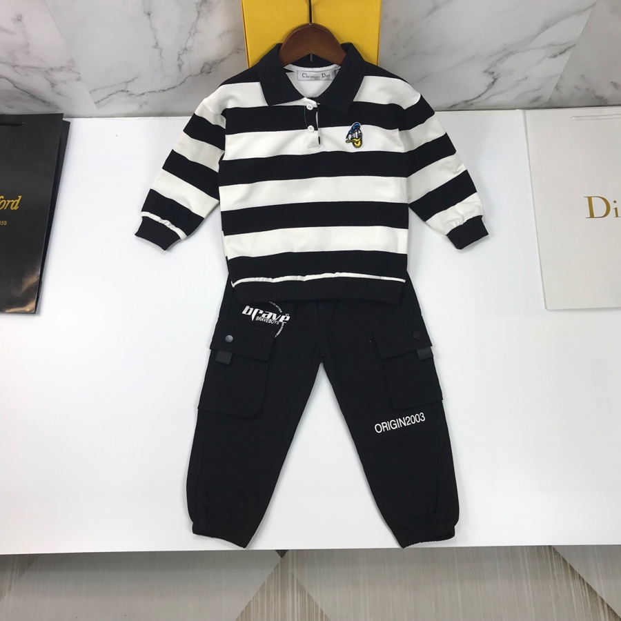 Dior 【ディオール】子供服  秋　セットアップ　Tシャツ＋ ズボン　90-160cm