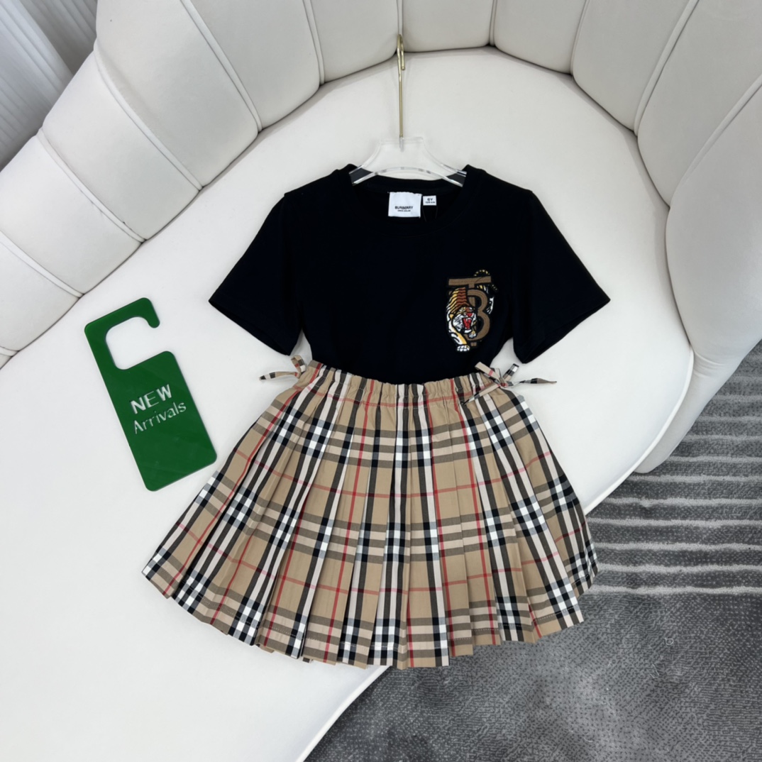 TGB ショッピング / BURBERRY【バーバリー】子供服 セットアップ