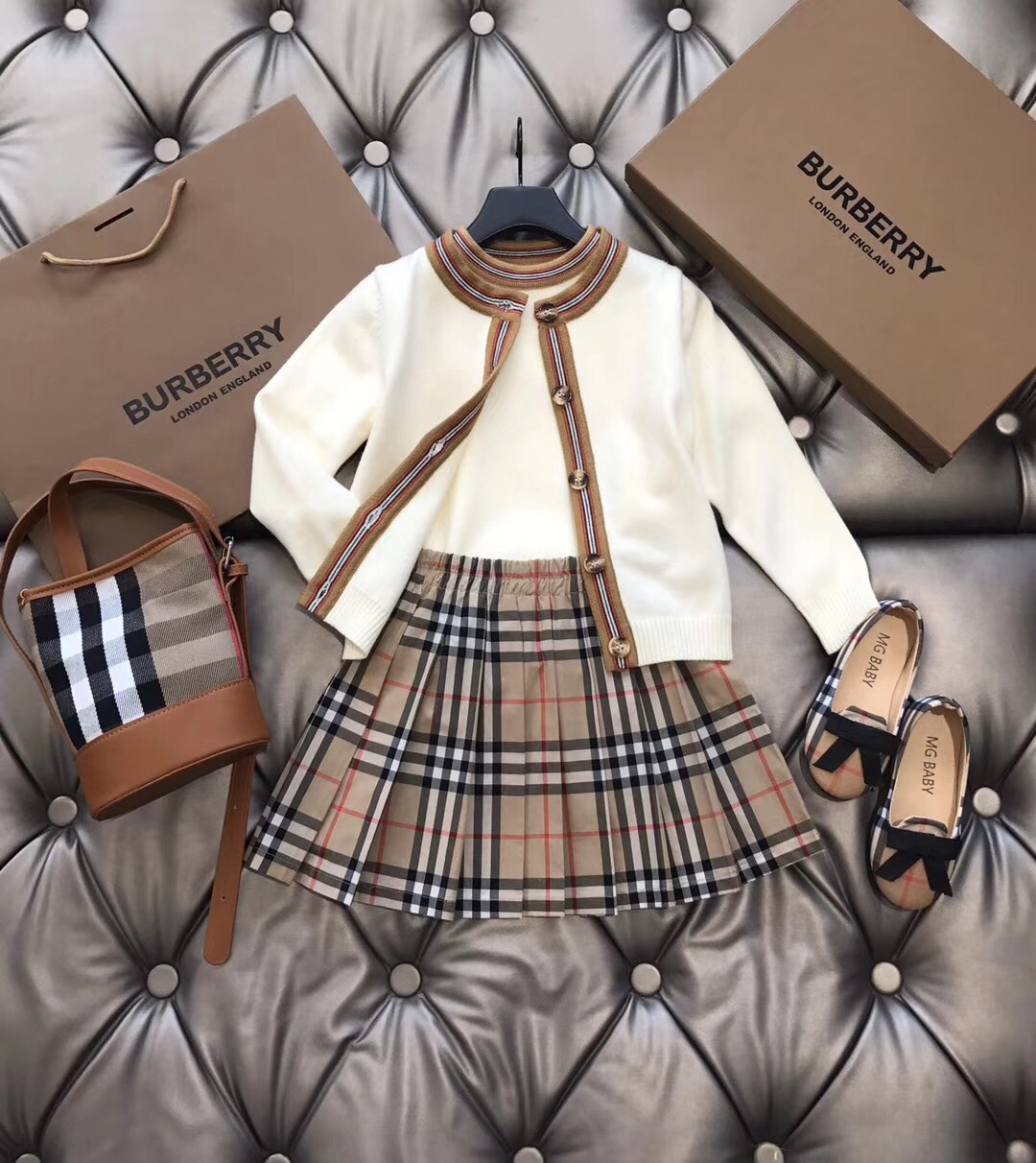 TGB ショッピング / BURBERRY【バーバリー】子供服 春秋 セットアップ