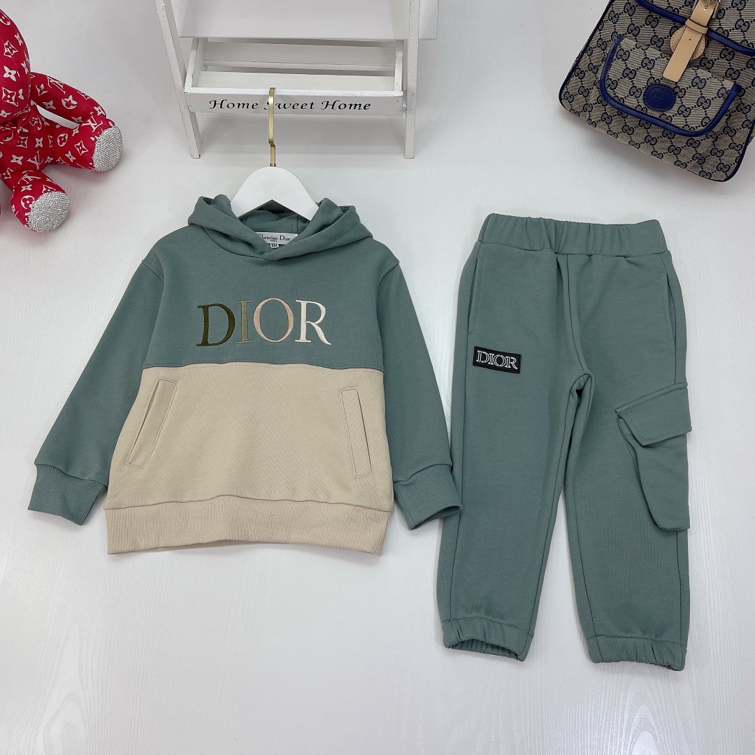 Dior ディオール  　子供服　　セットアップ　　フーディー+パンツ　秋冬　90～150cm