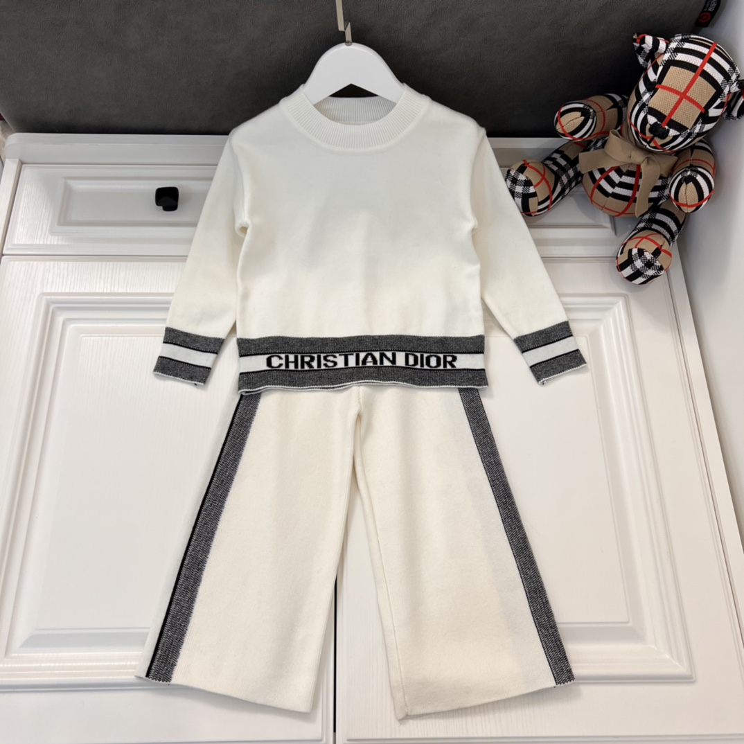 Dior ディオール 　子供服 　セットアップ　セーター+パンツ　秋冬　100-160cm