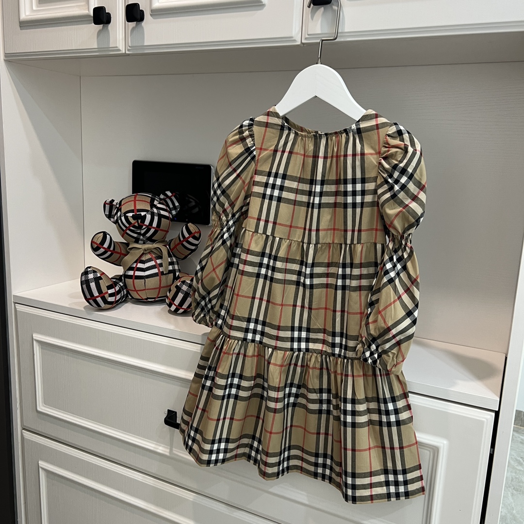 はる様専用【美品】バーバリー Burberry 子供服-